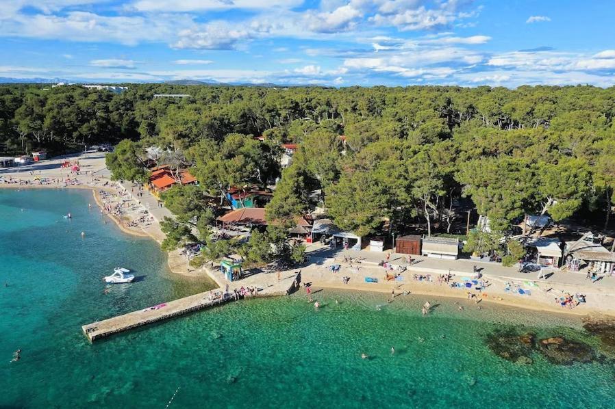 Mobile Home La Vida Biograd Na Moru Ngoại thất bức ảnh