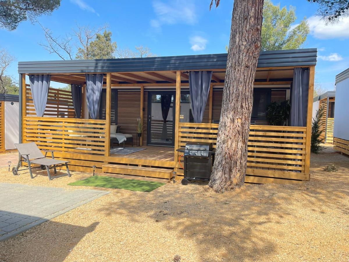 Mobile Home La Vida Biograd Na Moru Ngoại thất bức ảnh