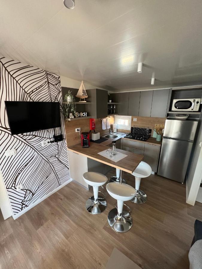 Mobile Home La Vida Biograd Na Moru Ngoại thất bức ảnh