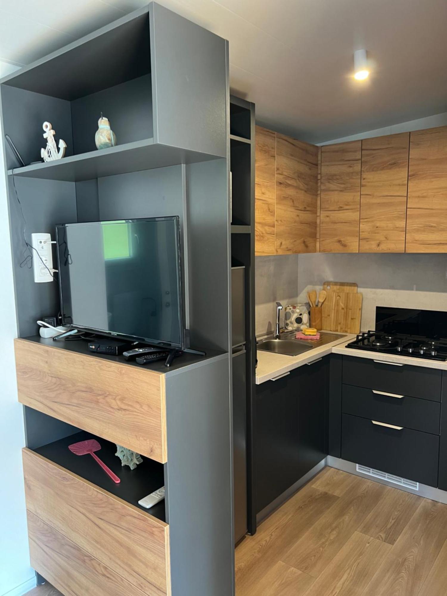 Mobile Home La Vida Biograd Na Moru Ngoại thất bức ảnh